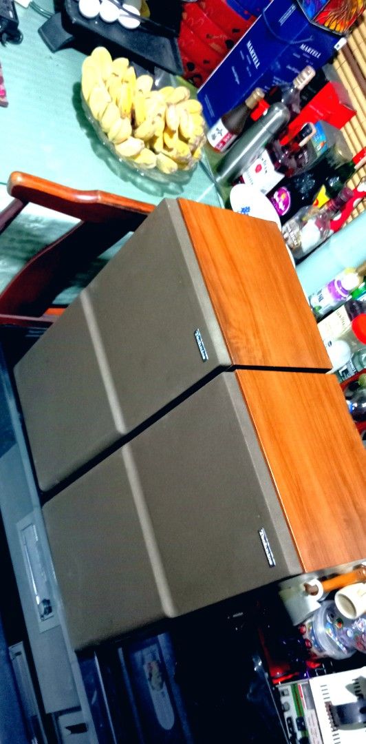 Technics 3 way speaker (Category: Soundbars, Speakers & Amplifiers) located in Manila. Submitted by josephzila93964 (Listing ID 1424012079, Image 3). Description: Selling Technics Speaker Php. 8,500 only Technics 3 way speaker SB-x3 70w + 70w Max. power 6 ohms Cabinet Dimensions Height ........21 in. Width ..........11 in. Depth ..........9.5 in. Woofer ........8 in. All drivers are working Very nice sound Vintage from Japan 🇯🇵.