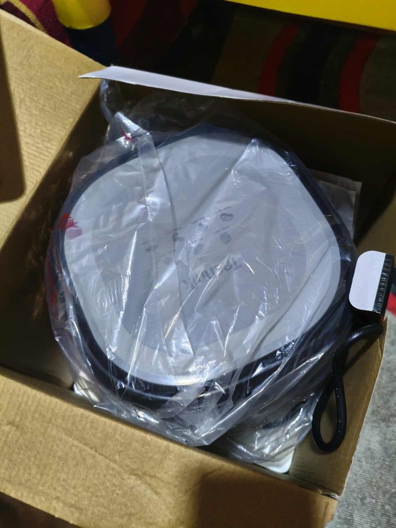 Technik 4.2 Liters Air Fryer (Category: Fryers) located in Manila. Submitted by itsmethal (Listing ID 1424059759, Image 3). Description: Brandnew Air fryer.
