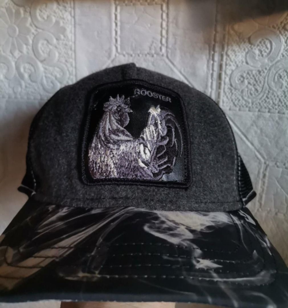 THE FARM GOORIN BROS ROOSTER (Category: Caps & Hats) located in Makati City. Submitted by breakstuffsmnlv2 (Listing ID 1424062023, Image 1). Description: THE FARM GOORIN BROS ROOSTER ONE SIZE FITS ALL SNAPBACK EXCELLENT CONDITION .