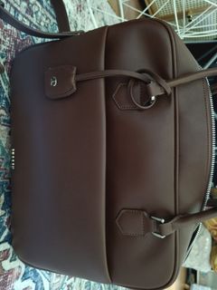 (Category: ) located in . Submitted by shaanaz (Listing ID 1423989193, Image 1). Description: .