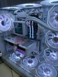 White TUF502 Mainframe463848785231237120