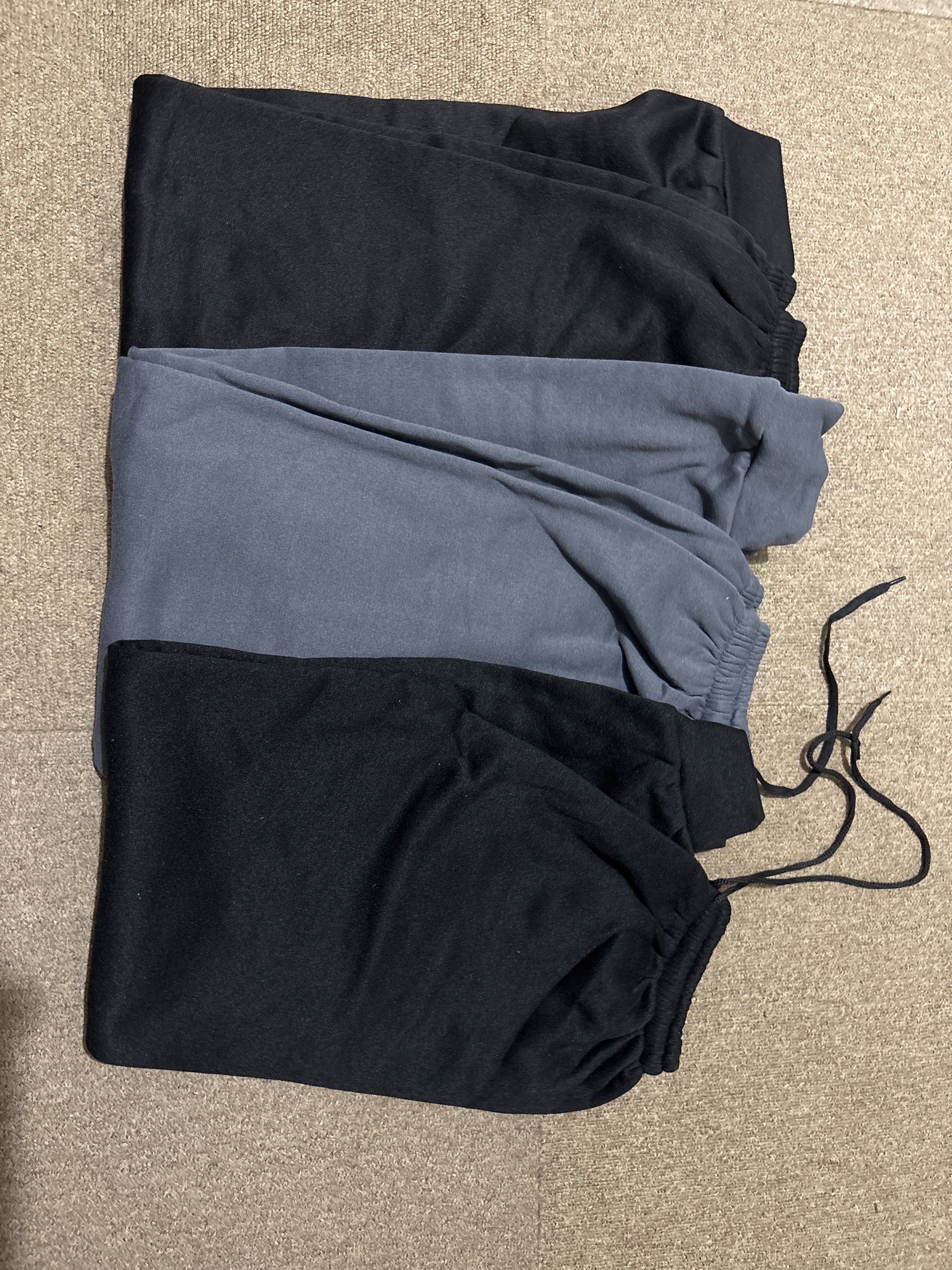 Reprised- Bundle 3 pcsUnbranded Sweatpants - Black and Gray (Category: Joggers) located in Makati City. Submitted by january05 (Listing ID 1424094822, Image 1). Description: - Black and gray sweatpants - Elastic waistband with drawstring - Soft, fleece-like material - Great for casual wear and lounging - Available in multiple colors - Suitable for everyday use.