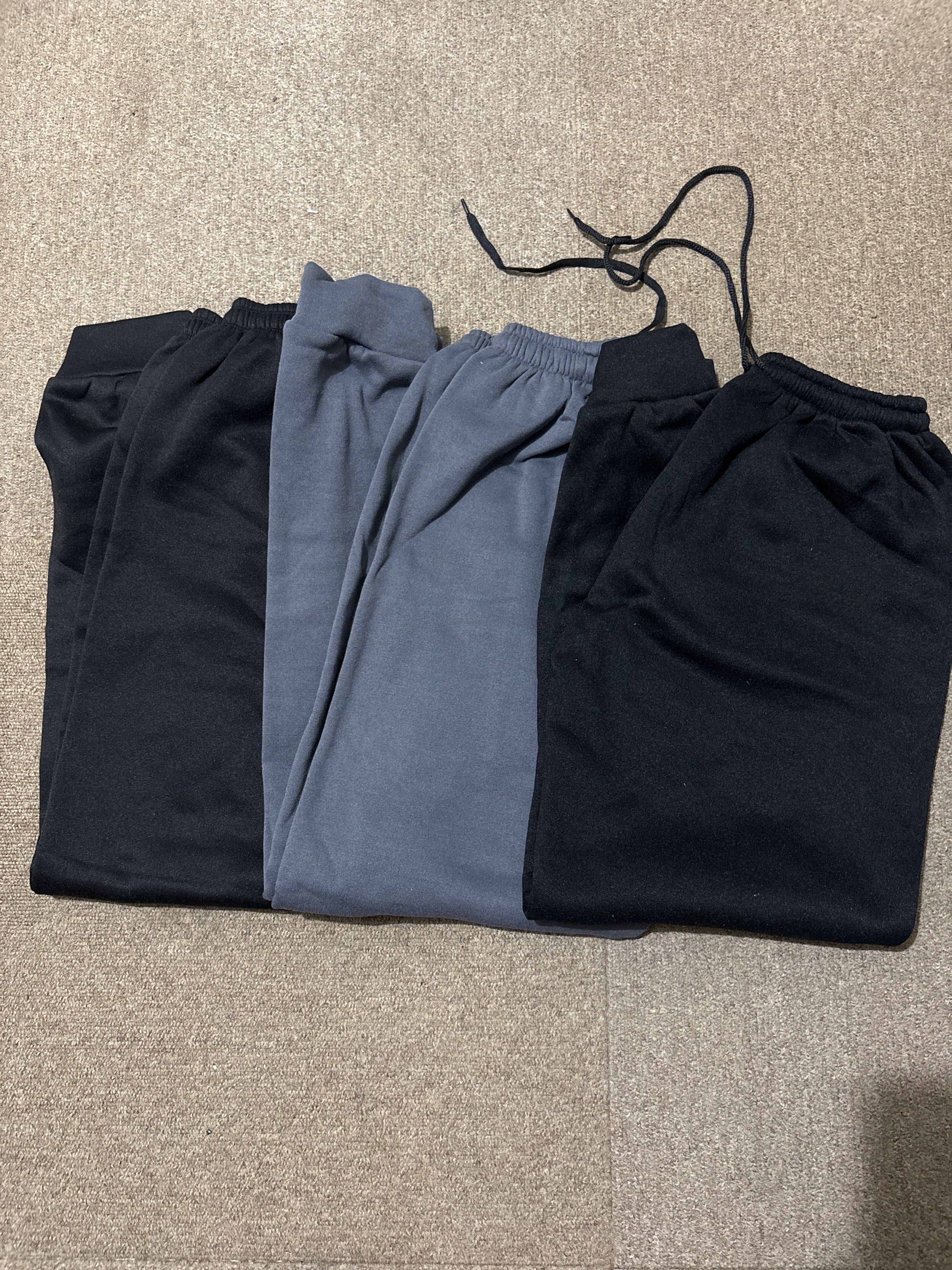 Reprised- Bundle 3 pcsUnbranded Sweatpants - Black and Gray (Category: Joggers) located in Makati City. Submitted by january05 (Listing ID 1424094822, Image 2). Description: - Black and gray sweatpants - Elastic waistband with drawstring - Soft, fleece-like material - Great for casual wear and lounging - Available in multiple colors - Suitable for everyday use.
