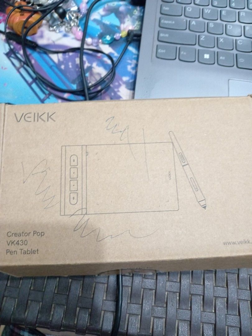 VEIKK VK430 Creator Pop Pen Tablet drawing tablet (Category: Others) located in Las Pinas. Submitted by snapplebar (Listing ID 1424080360, Image 2). Description: - VEIKK VK430 Creator Pop pen tablet - Sleek black design - Includes pen - Features shortcut buttons - Perfect for digital art and creative work - Comes with the original box - Portable and efficient drawing solution still in good condition.