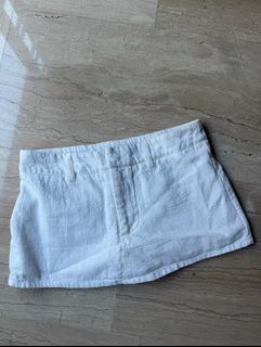 (Category: ) located in . Submitted by avaa346 (Listing ID 1423981179, Image 1). Description: .