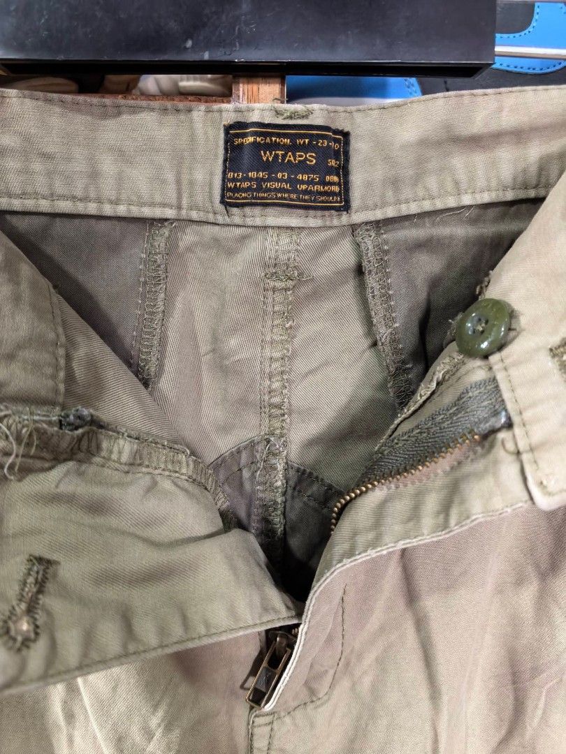 WTAPS Cargo Pants (Category: Jeans) located in Baguio. Submitted by gabierfinds (Listing ID 1424095814, Image 3). Description: WTAPS cargo pants ▪️Size: 32 x40L ▪️Leg opening 7.5' ▪️Cotton 💯 (khaki Olive) ▪️Normal signs of use ▪️wrinkled only ▪️No issue ▪️Excellent 👌 ▪️880 + SF .