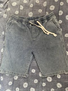 (Category: ) located in . Submitted by barevintage (Listing ID 1424103261, Image 1). Description: .