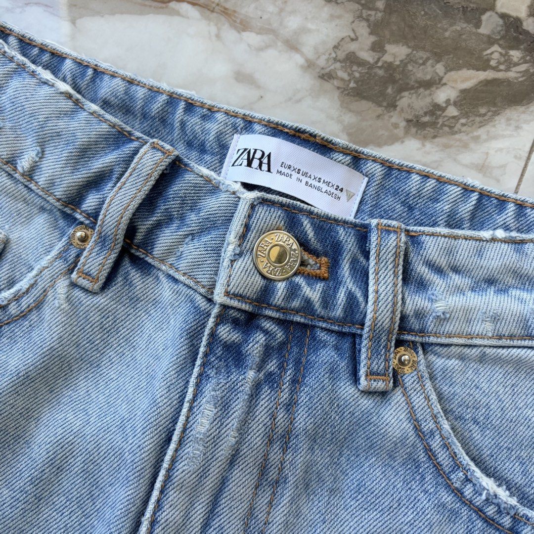 Zara Denim Skirt (Category: Skirts) located in Bulacan. Submitted by speczone (Listing ID 1424139857, Image 2). Description: - Zara denim skirt - Light wash - Classic four-pocket styling - Button and zip closure - Size: XS (25inches) from US.