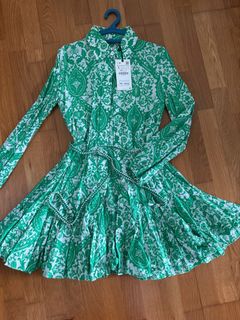 (Category: ) located in . Submitted by designerpreloved (Listing ID 1423998220, Image 1). Description: .
