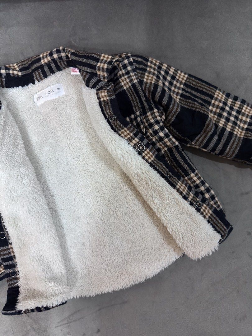 Zara Kids Plaid Jacket 9-12 Months (Category: Babies & Kids Fashion) located in Manila. Submitted by jeannma (Listing ID 1424041983, Image 3). Description: .
