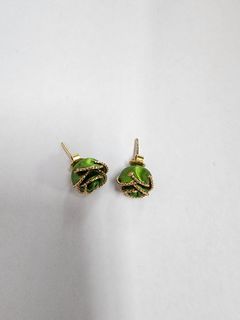 (Category: ) located in . Submitted by Myclosetdeclutter (Listing ID 1425748453, Image 1). Description: .