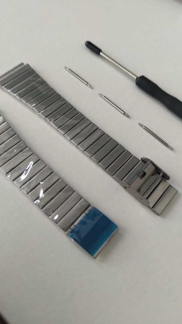 18mm Stainless Steel Watch Strap for Casio (Category: Women's Watches) located in Cebu City. Submitted by cautiousdrag (Listing ID 1425672130, Image 2). Description: 18mm Stainless Steel Best for Casio Watch LFS: wrong size for me.