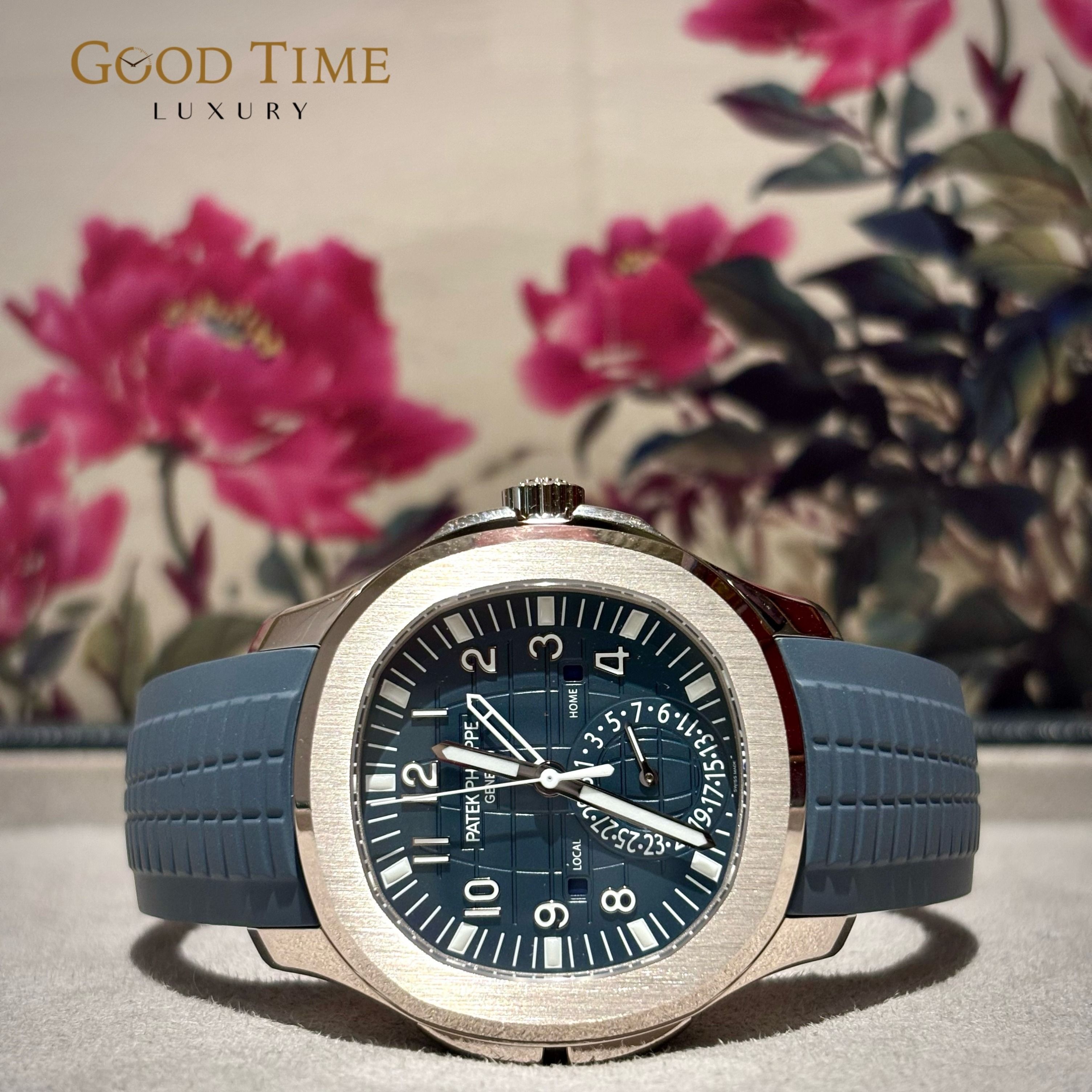 2025 MAY Unpolished MINT Patek Philippe 5164G White Gold Aquanaut Blue Dial (Category: Watches) located in Singapore. Submitted by goodtimeluxury (Listing ID 1425681742, Image 1). Description: Brand: Patek Philippe Model: 5164G White Gold Aquanaut Blue Dial Year: 2025 MAY Box and Papers: Yes Description: Unpolished Mint Condition Payment mode: - Bank Transfer, Paynow, Cash - Additional 2.5% for one time credit card VISA, MASTERS, AMEX - Additiona