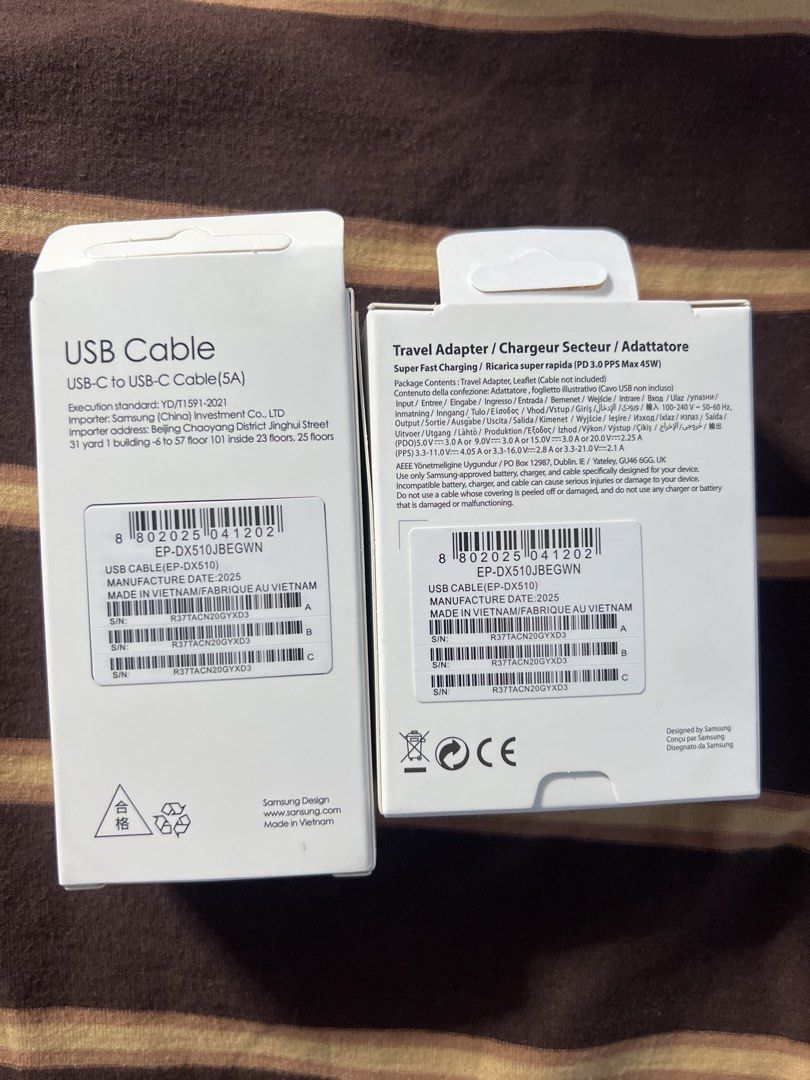 45W Pd Adapter Samsung Type-C Original (Category: Chargers) located in Manila. Submitted by as_onlineshop11 (Listing ID 1425791226, Image 2). Description: .