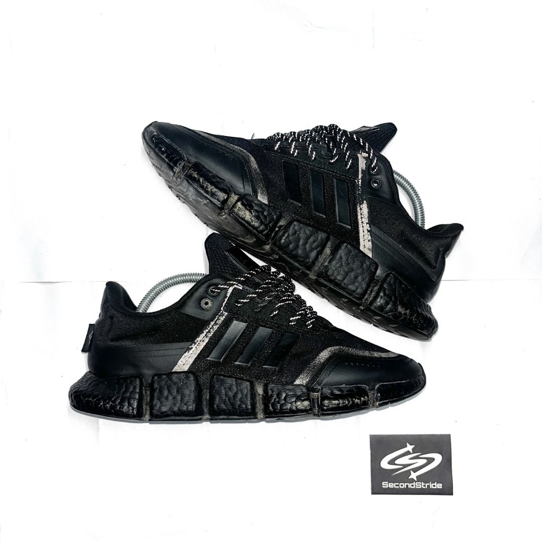 ADI VENTO GX3481 (Category: Sneakers) located in Manila. Submitted by 2ndstride (Listing ID 1425655371, Image 2). Description: VERY GOOD CONDITION US 10 / EUR 44 / 28 CM PRICE 499 Disclaimer: SecondStride is an independent seller. All brand names and trademarks belong to their respective owners. No brand affiliation implied..