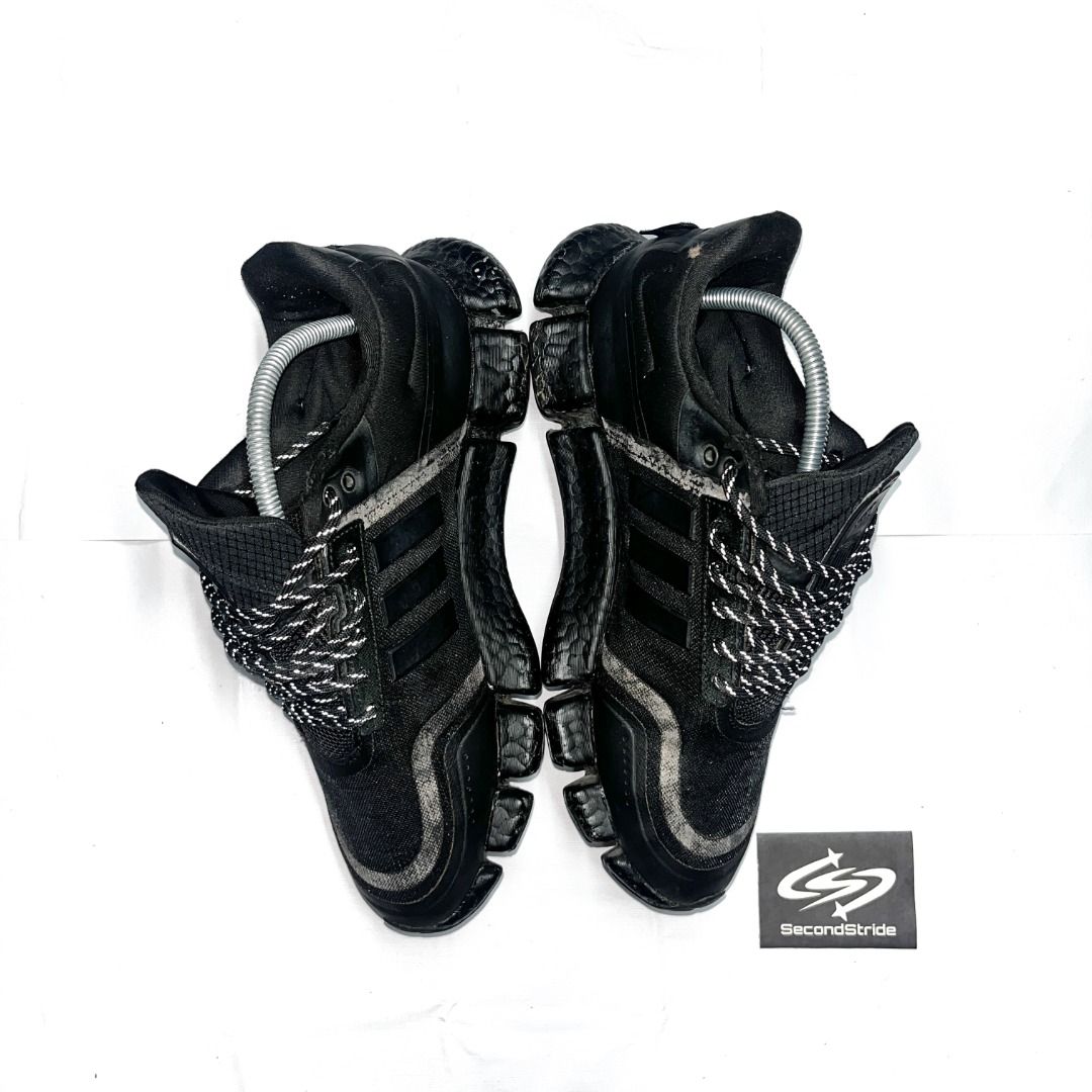 ADI VENTO GX3481 (Category: Sneakers) located in Manila. Submitted by 2ndstride (Listing ID 1425655371, Image 3). Description: VERY GOOD CONDITION US 10 / EUR 44 / 28 CM PRICE 499 Disclaimer: SecondStride is an independent seller. All brand names and trademarks belong to their respective owners. No brand affiliation implied..