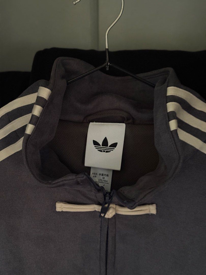 Adidas Chinese New Year (CNY) Jacket (Category: Coats, Jackets and Outerwear) located in Manila. Submitted by ran.r4iny (Listing ID 1425689573, Image 3). Description: - Adidas Chinese New Year (CNY) Jacket - Size: M - premium copy.