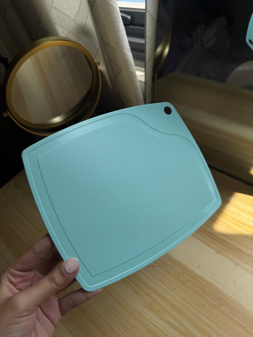 Aqua Cutting Board (Category: Knives & Chopping Boards) located in Manila. Submitted by andreaaarut2 (Listing ID 1425653960, Image 2). Description: Not being used! 🩵.