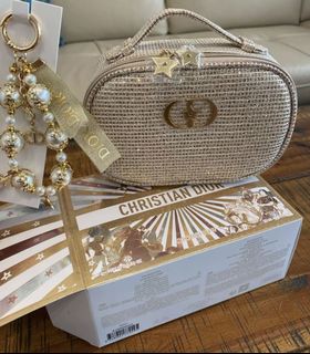 (Category: ) located in . Submitted by luxuryangelsmnl (Listing ID 1425739187, Image 1). Description: .