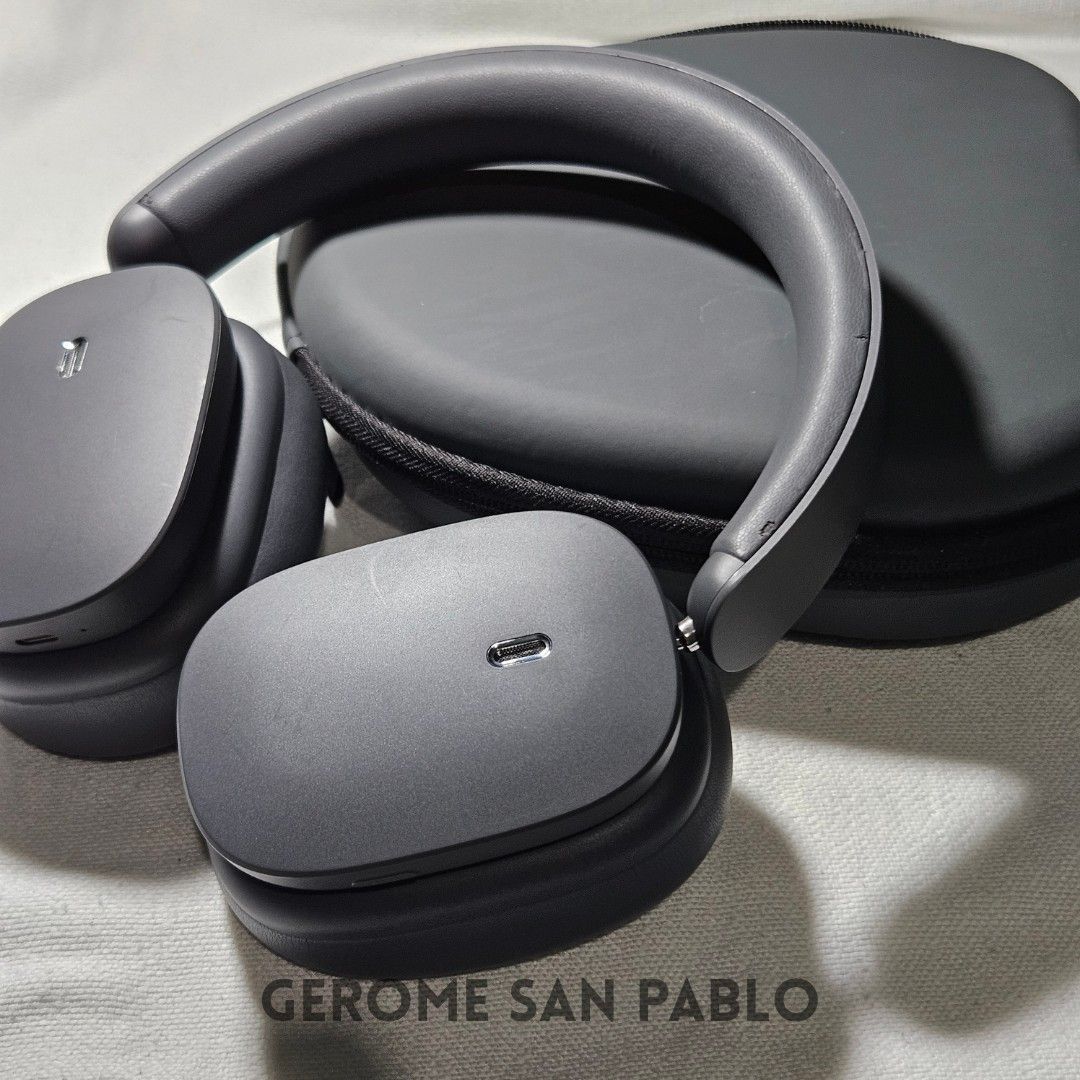 Baseus H1 Bowie NC Wireless Headphones (Category: Headphones & Headsets) located in Bulacan. Submitted by gerome.sanpablo (Listing ID 1425663500, Image 2). Description: Baseus H1 Bowie NC Wireless Headphone with Defect Specifications: •40db Noise Cancellation •Hybrid Active Noise Cancellation •70h Battery Life •40mm Driver with 360° stereo •Gray color •Good Condition with issue INCLUSIONS: - Baseus H1 - Box - Headphone Hard Case HONEST ISSUES: - 