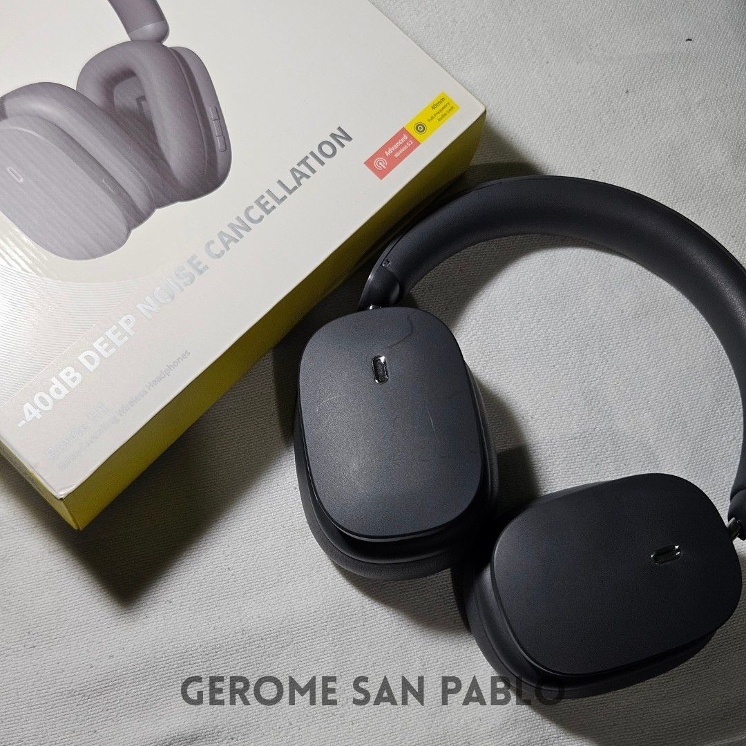 Baseus H1 Bowie NC Wireless Headphones (Category: Headphones & Headsets) located in Bulacan. Submitted by gerome.sanpablo (Listing ID 1425663500, Image 1). Description: Baseus H1 Bowie NC Wireless Headphone with Defect Specifications: •40db Noise Cancellation •Hybrid Active Noise Cancellation •70h Battery Life •40mm Driver with 360° stereo •Gray color •Good Condition with issue INCLUSIONS: - Baseus H1 - Box - Headphone Hard Case HONEST ISSUES: - 