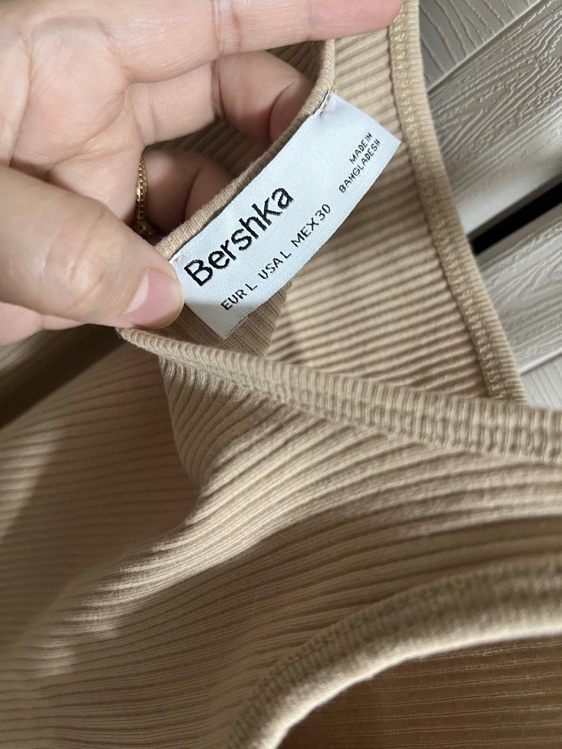 Bershka Ribbed Dress (Category: Dresses) located in Makati City. Submitted by Czadm (Listing ID 1425755221, Image 2). Description: Nude Color.