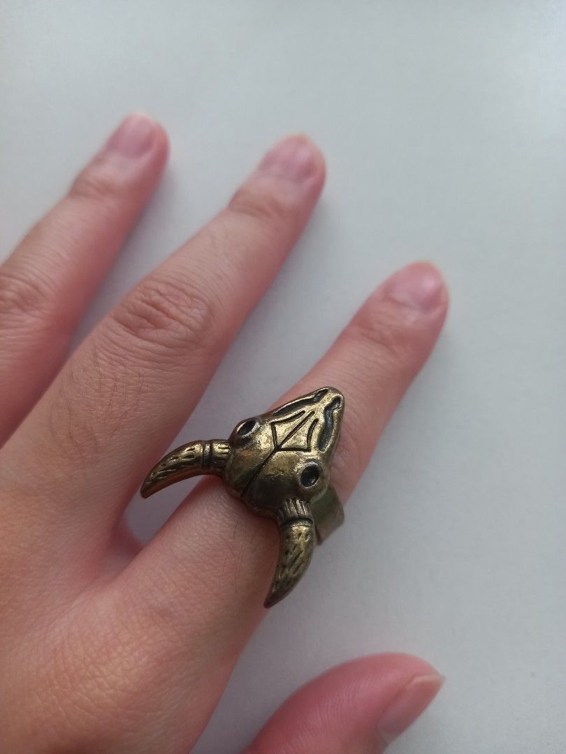 Brass Ring (Category: Accessory Holder, Box & Organizers) located in Quezon City. Submitted by the-find (Listing ID 1425733668, Image 1). Description: Brass colored ring. Great Condition..