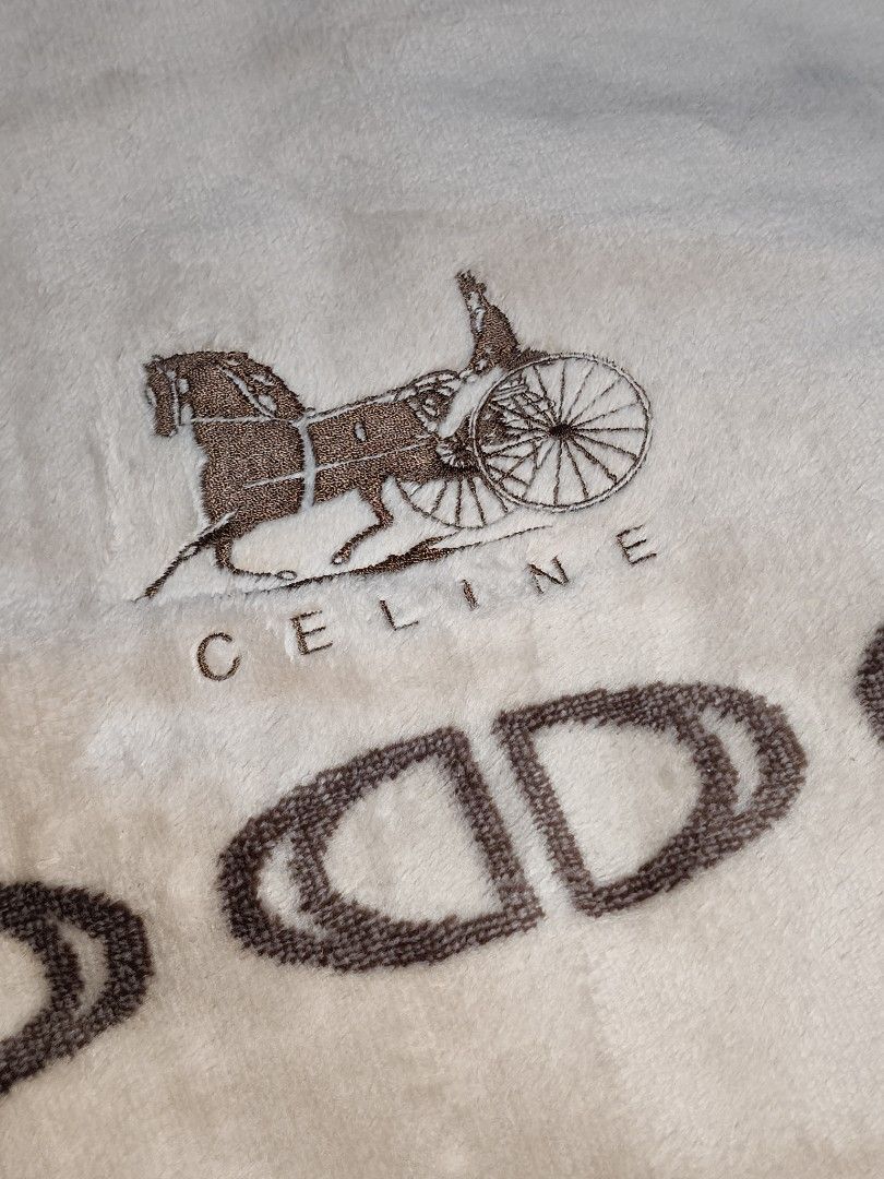 CELINE Embroiderd Blanket (Category: Bedding & Towels) located in La Trinidad. Submitted by beenaged (Listing ID 1425690057, Image 2). Description: CELINE Embroiderd Blanket Approximately 55 x 79 inches Good as new 3880 Location Baguio City Shipping Nationwide Feel free to send a message for questions.. Tnx2 .