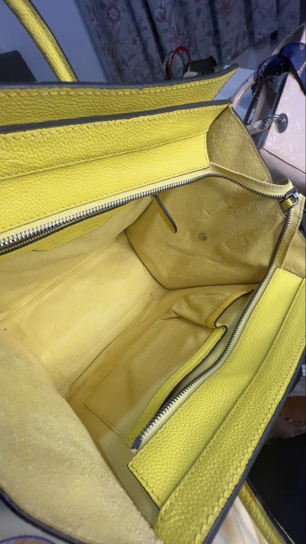 Celine Luggage Handbag - Yellow (Category: Luxury Bags & Wallets) located in Candelaria. Submitted by sac_du_jour (Listing ID 1425640569, Image 3). Description: .
