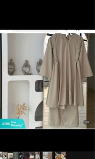 (Category: ) located in . Submitted by ainsfiaa (Listing ID 1425749747, Image 1). Description: .
