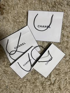 (Category: ) located in . Submitted by avathriftedcloset (Listing ID 1425734908, Image 1). Description: .