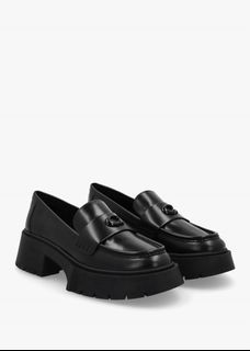 (Category: ) located in . Submitted by mcl.closet (Listing ID 1425780204, Image 1). Description: .