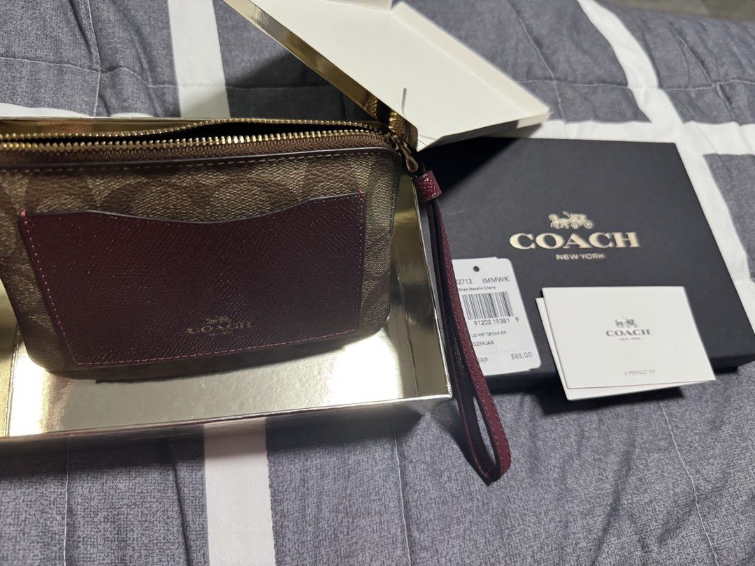 Coach Metallic Cherry Wristlet (Category: Luxury Bags & Wallets) located in Las Pinas. Submitted by vanethneth (Listing ID 1425742473, Image 2). Description: .