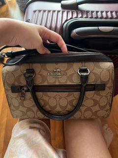 (Category: ) located in . Submitted by justtextme (Listing ID 1425702033, Image 1). Description: .