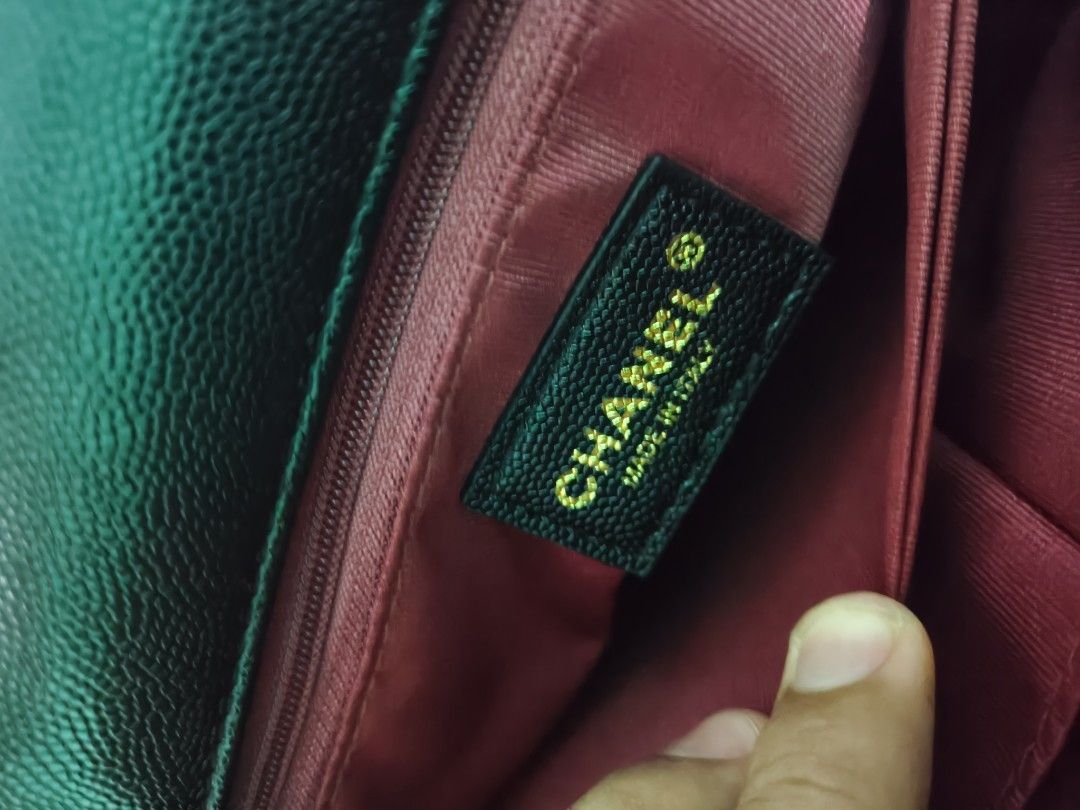 Coco Chanel (Category: Luxury Bags & Wallets) located in Davao. Submitted by navil01 (Listing ID 1425768236, Image 3). Description: DM for Sure buyer po.