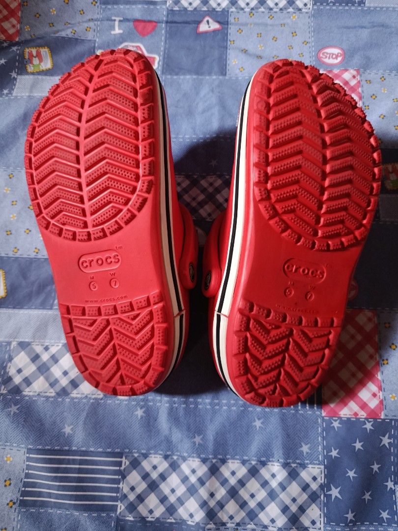 Crocs Bayaband Classic Clog Red (Category: Slippers & Slides) located in Bangued. Submitted by lenc79928 (Listing ID 1425658839, Image 2). Description: * Ethylene Vinyl Acetate Material * Slip On * Unisex BayaBand Clogs * Size: Men's - US 5 Womens-US 7 * Used twice only * No inclusion .