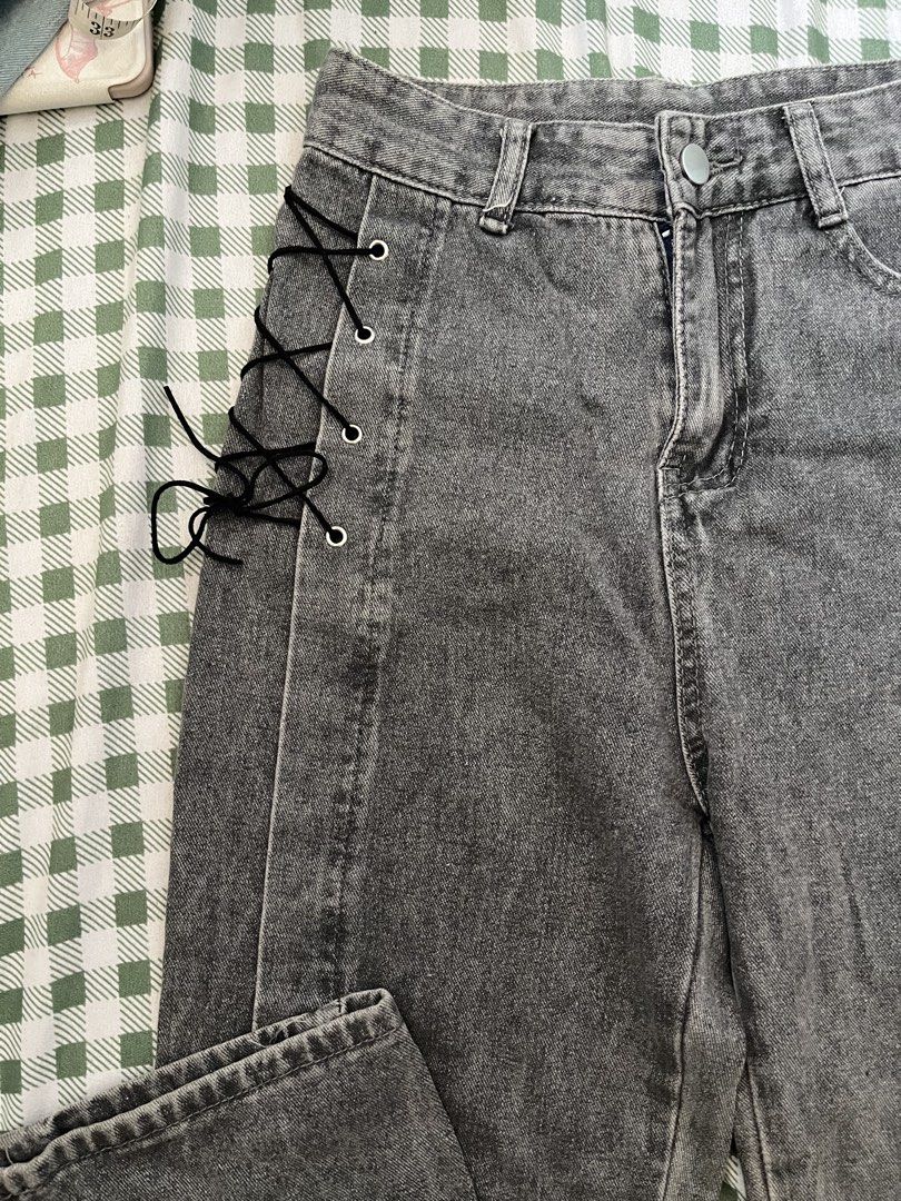 Denim Pants Gray Lace-Up Jeans (Category: Jeans) located in Valenzuela. Submitted by lvc.d (Listing ID 1425665014, Image 3). Description: size 25 length 37.5 .