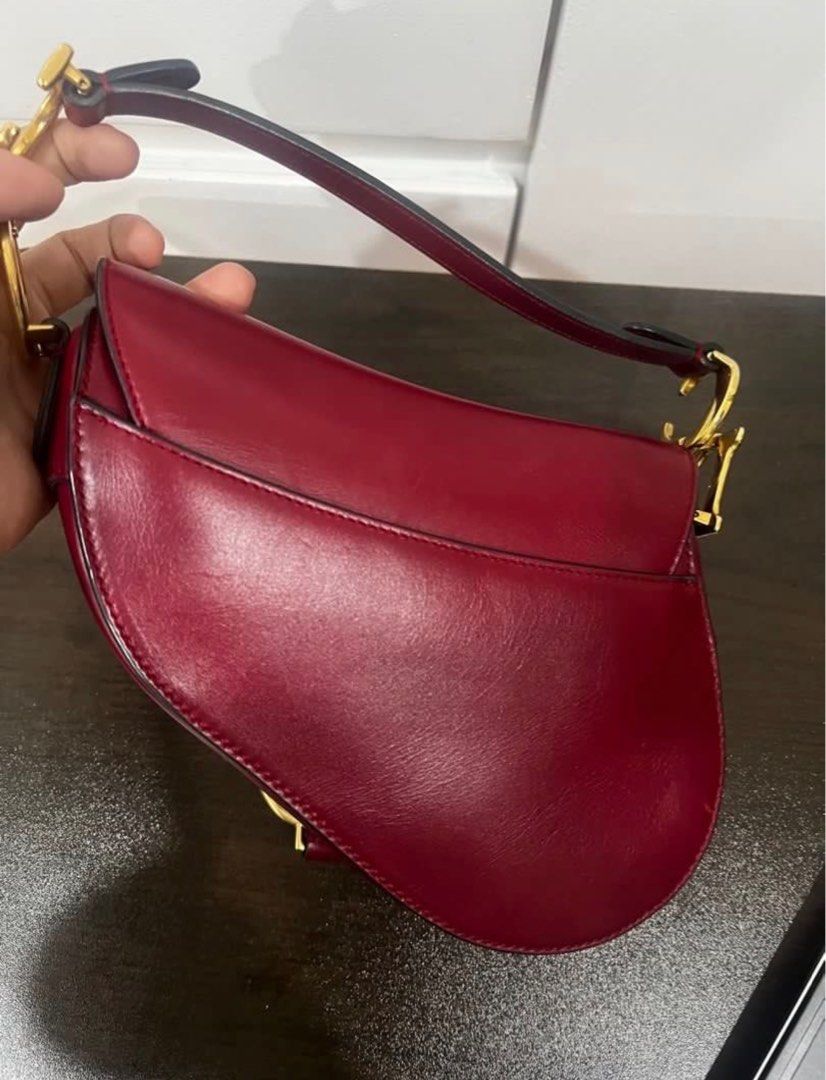 Dior Saddle Mini (Category: Luxury Bags & Wallets) located in Makati City. Submitted by Chimochi (Listing ID 1425778913, Image 3). Description: Authentic Dior Saddle Mini Red .