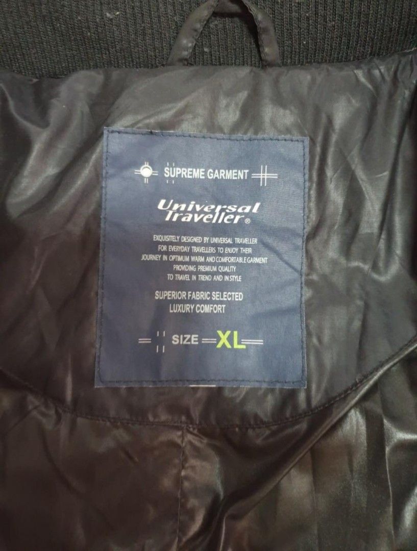 DOWN JACKET (Category: Coats, Jackets and Outerwear) located in Singapore. Submitted by koh1993 (Listing ID 1425795211, Image 3). Description: Fitted down jacket with exposed front zipper. 2 internal safety pockets for securing valuables and a detachable cap. Wind and water resistant on shell fabric. Dimension - see last photograph. All measurement +-1cm Collection at hougang mrt or 530852.