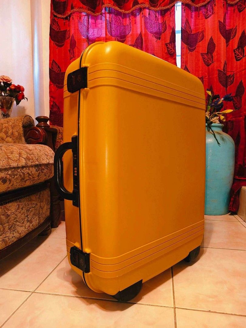 Durable Japan Luggage (Category: Luxury Bags & Wallets) located in Makati City. Submitted by declutz_miraieonlineshop (Listing ID 1425716892, Image 2). Description: Original Iris Travel Mates Japan Durable Luggage designed as top handle medium - 15 -25 kilos .