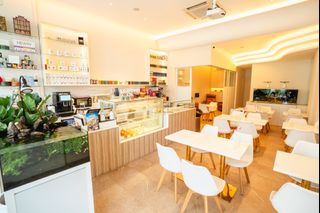 (Category: ) located in . Submitted by mandai.warehouse.sale (Listing ID 1425794866, Image 1). Description: .