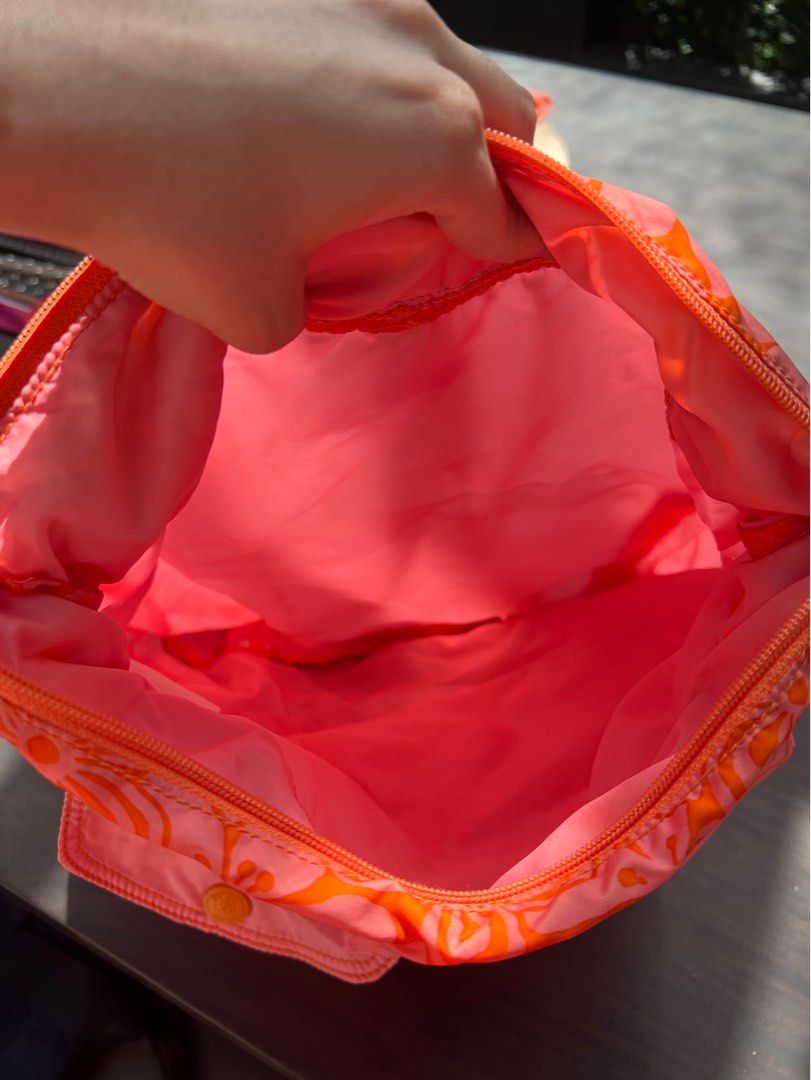 Gap Girl Kid’s Backpack (Category: Diaper Bags & Wetbags) located in Angeles City. Submitted by mkp125 (Listing ID 1425674906, Image 3). Description: - material easy to wipe - has lots of pockets - can be for adults too since it’s just slightly smaller than adult backpacks - payment via gcash/bpi - sf c/o buyer at P80-100.