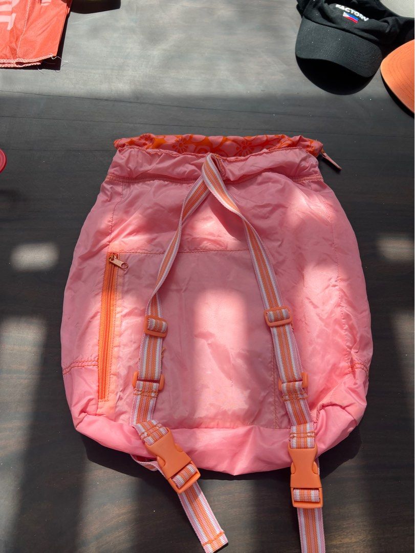 Gap Girl Kid’s Backpack (Category: Diaper Bags & Wetbags) located in Angeles City. Submitted by mkp125 (Listing ID 1425674906, Image 2). Description: - material easy to wipe - has lots of pockets - can be for adults too since it’s just slightly smaller than adult backpacks - payment via gcash/bpi - sf c/o buyer at P80-100.