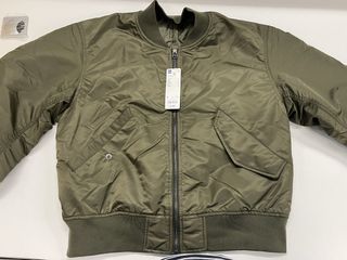 （分類：）位於 。 由 kk23sk 提交（商品編號 1425773153，圖片 1）。簡介： 。