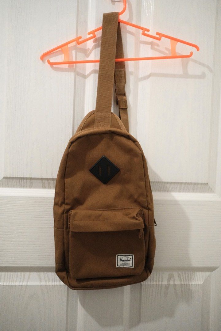 Herschel Heritage Brown Shoulder Bag (Category: Backpacks) located in Santa Rosa. Submitted by radarr (Listing ID 1425748995, Image 2). Description: Herschel Heritage Brown Shoulder Bag.l in very good condition..