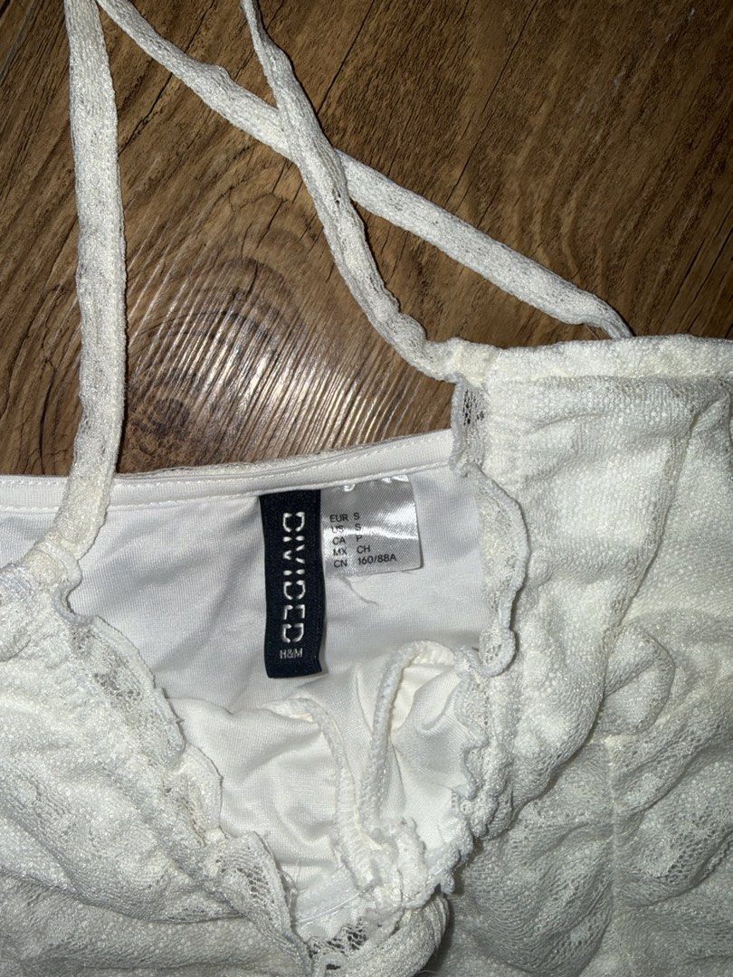 H&M White Laced Fitted Dress (Category: Dresses) located in Dasmarinas. Submitted by cafinds (Listing ID 1425732059, Image 2). Description: - only used once for my birthday shoot - fits xs-m - body fitting.