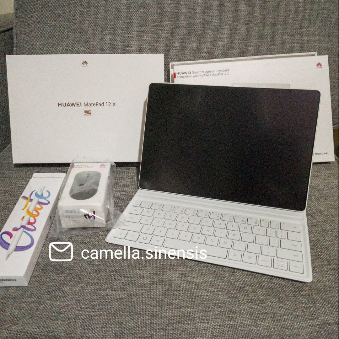 HUAWEI MatePad 12 X Tablet Set with Stylus and Mouse (Category: Android) located in Makati City. Submitted by camella.sinensis (Listing ID 1425729377, Image 1). Description: HUAWEI MatePad 12 X Tablet Set PHP 33,000 Includes: *HUAWEI MatePad 12 X Tablet with keyboard case *HUAWEI M-Pencil Pro stylus *HUAWEI wireless mouse All brand new. Tablet and keyboard boxes were opened to test both. Stylus and mouse are both sealed in box. Newly bought in De