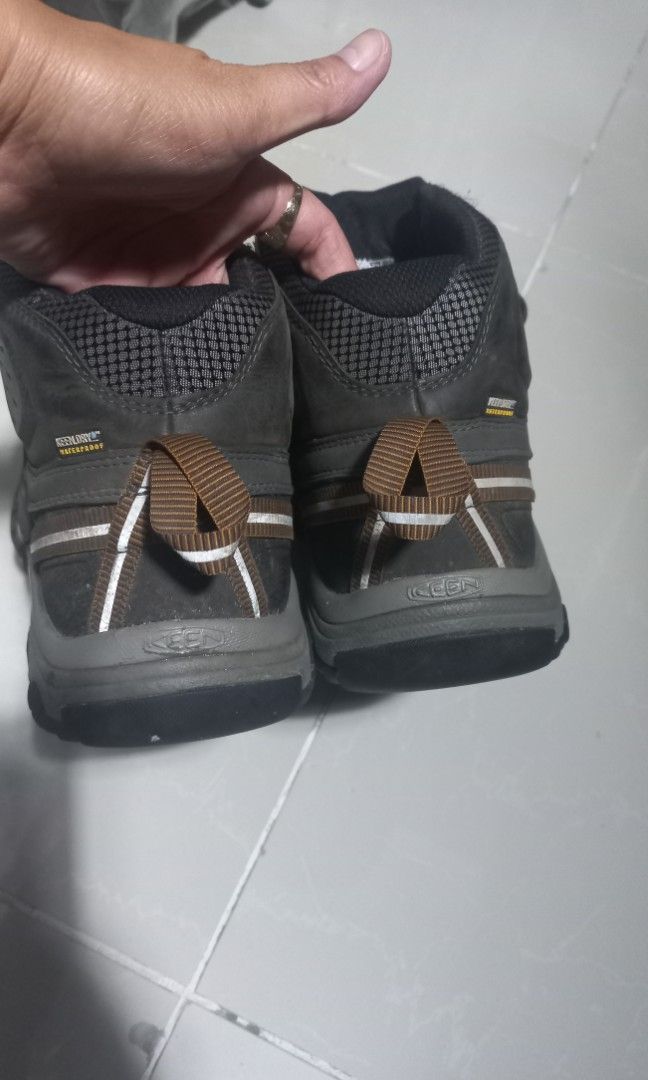 Keen Utility Boots (Category: Boots) located in Gattaran. Submitted by uploadtounload (Listing ID 1425772002, Image 3). Description: .