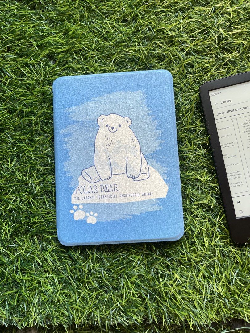 Kindle Paperwhite Polar Bear Case Paperwhite 4 (Category: Cases & Sleeves) located in Guiguinto. Submitted by kagandahan.ph (Listing ID 1425694311, Image 1). Description: We are doing our clearance sale - please message us if you need more designs. Polar Bear Case fit for 10gen Paperwhite 4 RFS - Kindle Case seller Loc - Bulacan We can do lalamove or tiktok checkout (145 pesos in tiktok) Sf shoulder by buyer..