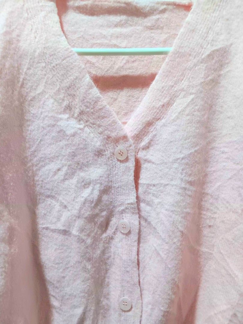 Light Pink Knitted Cardigan thick (Category: Coats, Jackets and Outerwear) located in Quezon City. Submitted by hapyllein (Listing ID 1425762748, Image 3). Description: - thick premium quality - complete buttons - fits medium to semi large - color may slightly vary due to lighting.
